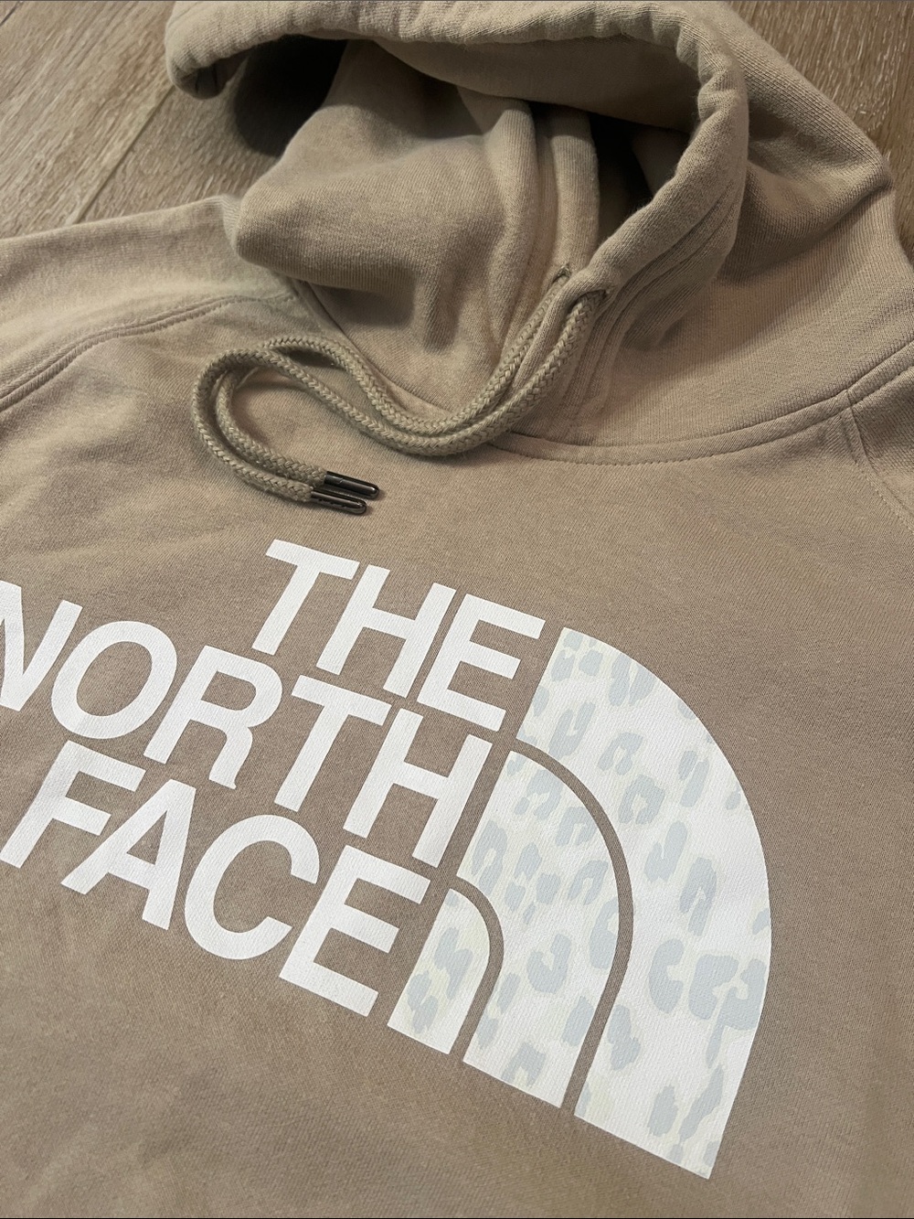 The North Face - Tan Graphic Logo Hoodie w/Animal Print, Good Condition! Size L.
